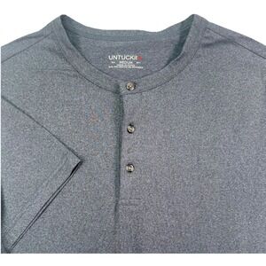 UNTUCKit Kanzler Henley Shirt Men's Medium Blue Short Sleeve Performance Stretch